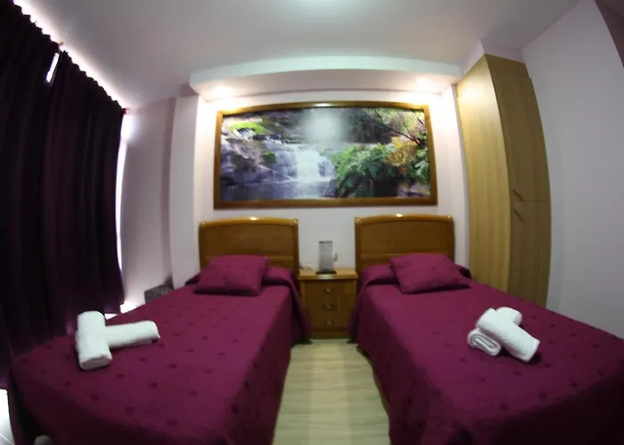 Pardellas בית הארחה 3*